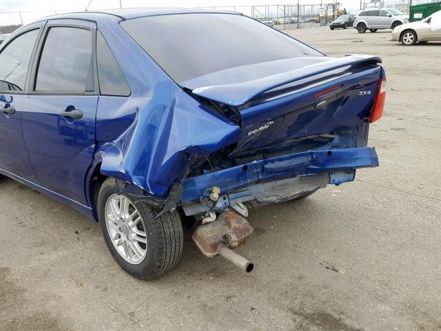 1FAFP34N46W213915 - 2006 FORD FOCUS ZX4 BLUE photo 9