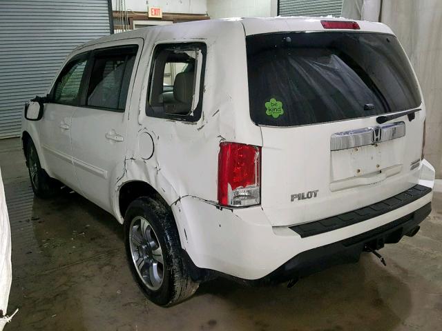 5FNYF4H37FB027987 - 2015 HONDA PILOT SE WHITE photo 3