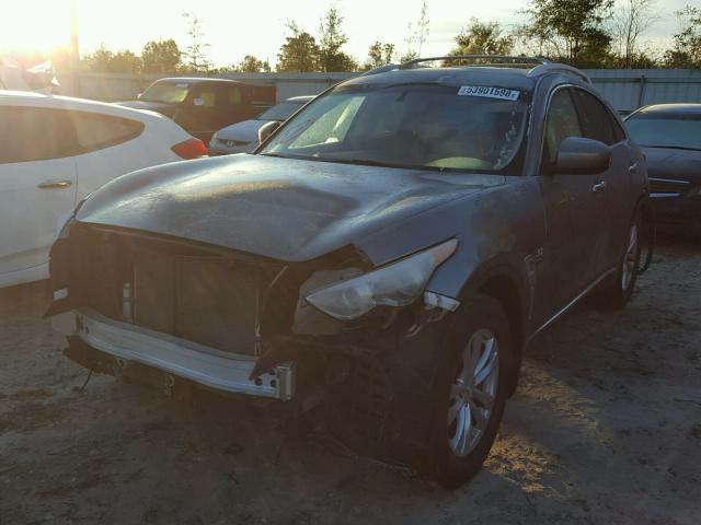 JN8CS1MU1EM450383 - 2014 INFINITI QX70 GRAY photo 2