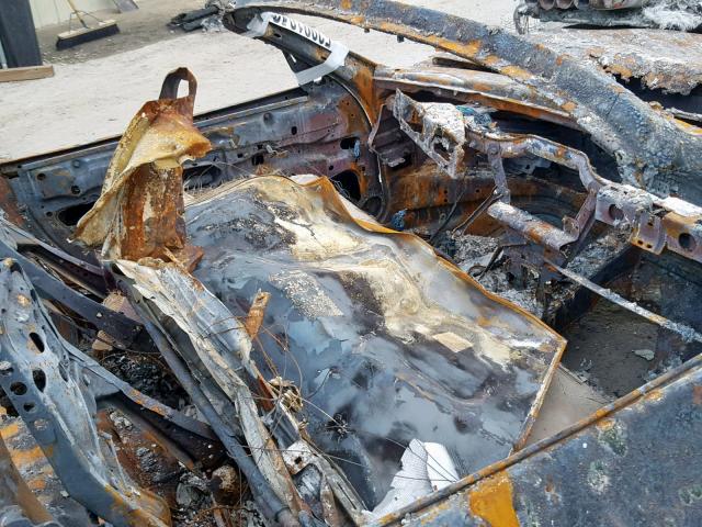 WP0CA29811U627198 - 2001 PORSCHE BOXSTER BURN photo 5