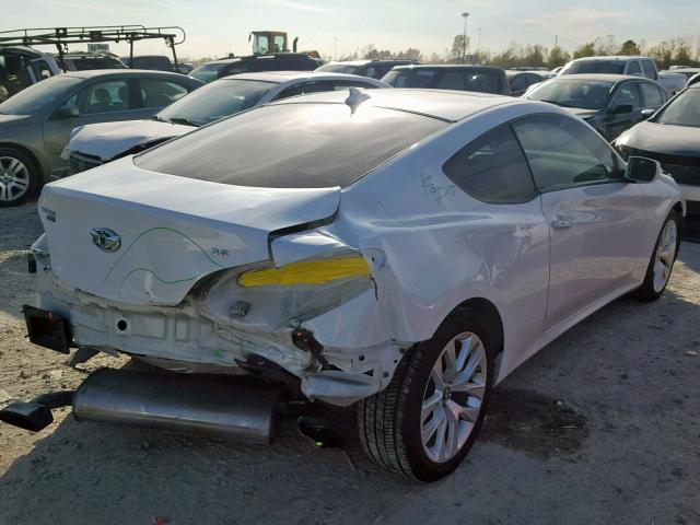 KMHHU6KJ4DU087637 - 2013 HYUNDAI GENESIS CO WHITE photo 4