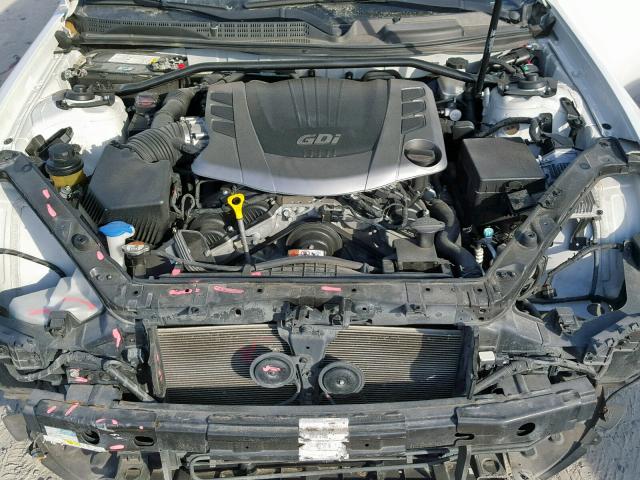 KMHHU6KJ4DU087637 - 2013 HYUNDAI GENESIS CO WHITE photo 7