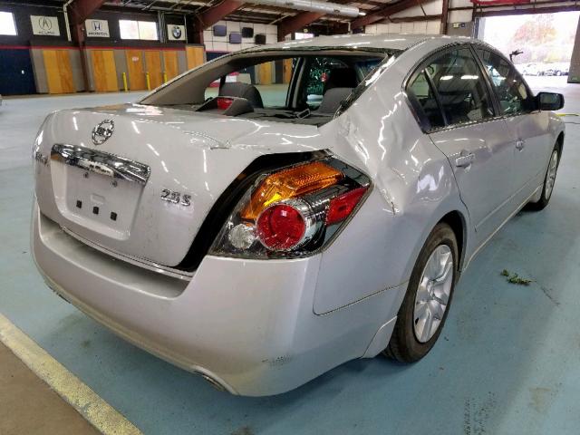 1N4AL2AP1BN498207 - 2011 NISSAN ALTIMA BAS SILVER photo 4