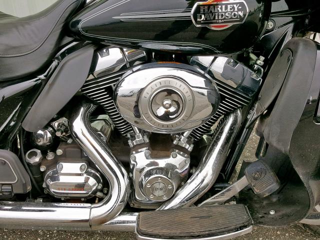 1HD1FC416AB636028 - 2010 HARLEY-DAVIDSON FLHTCU BLACK photo 7