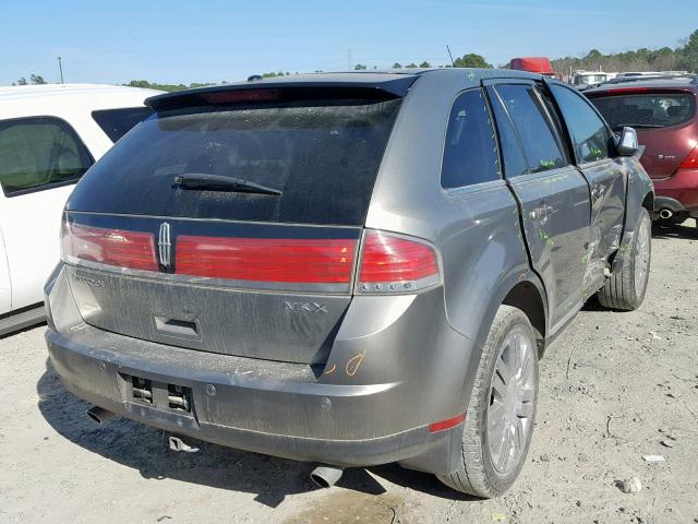 2LMDU68C38BJ16469 - 2008 LINCOLN MKX GOLD photo 4