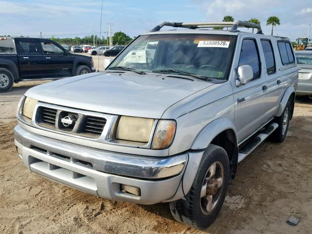 1N6ED27T7YC425292 - 2000 NISSAN FRONTIER C SILVER photo 2