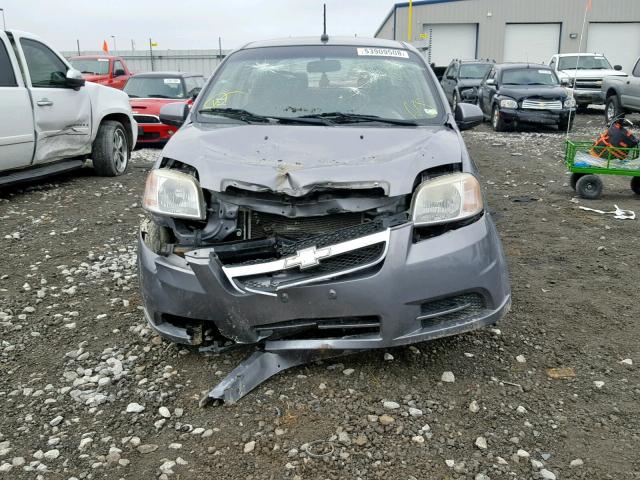 KL1TD5DE7BB212316 - 2011 CHEVROLET AVEO LS GRAY photo 9