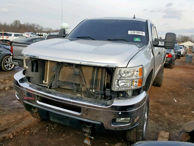 1GC2KXCG4BZ409055 - 2011 CHEVROLET SILVERADO SILVER photo 2