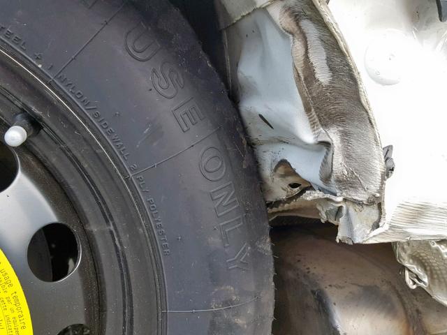 1VWDT7A30HC073595 - 2017 VOLKSWAGEN PASSAT R-L WHITE photo 9