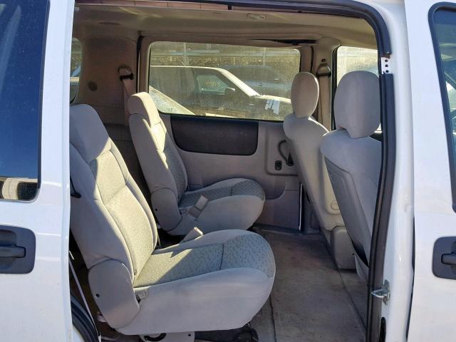 1GNDV23W38D205306 - 2008 CHEVROLET UPLANDER L 白色 照片 6