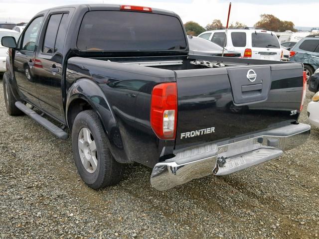 1N6AD07U65C432340 - 2005 NISSAN FRONTIER C BLACK photo 3