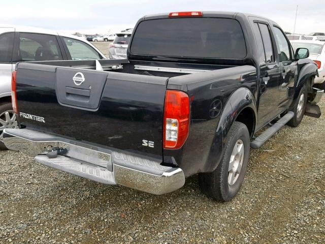 1N6AD07U65C432340 - 2005 NISSAN FRONTIER C BLACK photo 4