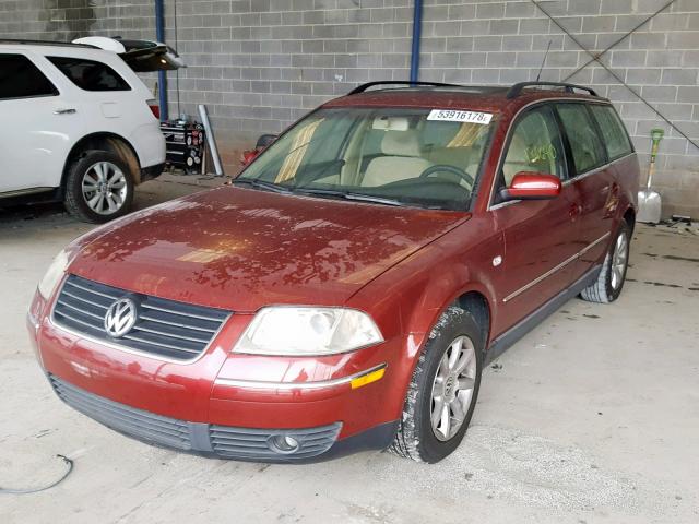 WVWVD63B34E010136 - 2004 VOLKSWAGEN PASSAT GLS RED photo 2