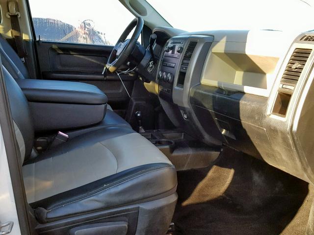 3D73Y4CL7BG634011 - 2011 DODGE RAM 3500 WHITE photo 5