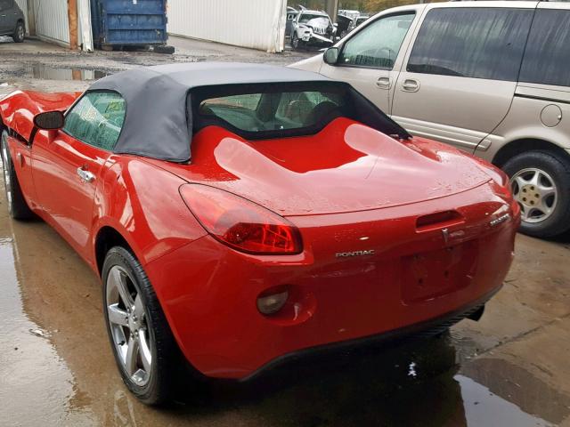 1G2MB35B07Y106911 - 2007 PONTIAC SOLSTICE RED photo 3