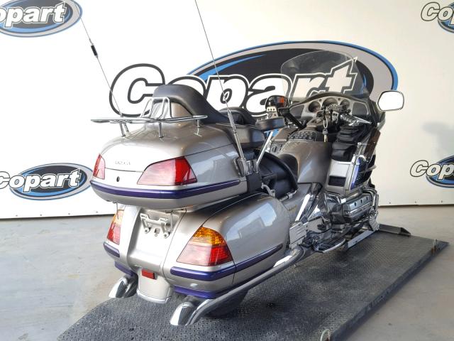 1HFSC47473A203116 - 2003 HONDA GL1800 A BEIGE photo 4