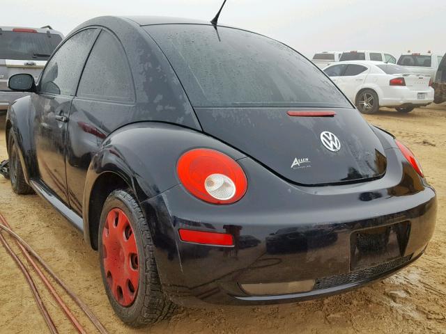 3VWPW3AG1AM007299 - 2010 VOLKSWAGEN NEW BEETLE BLACK photo 3