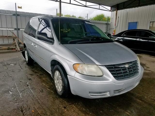 1A4GP45RX6B739988 - 2006 CHRYSLER TOWN & COU SILVER photo 1