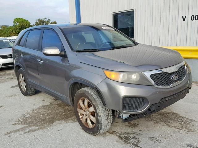 5XYKT3A12BG104530 - 2011 KIA SORENTO BA GRAY photo 1