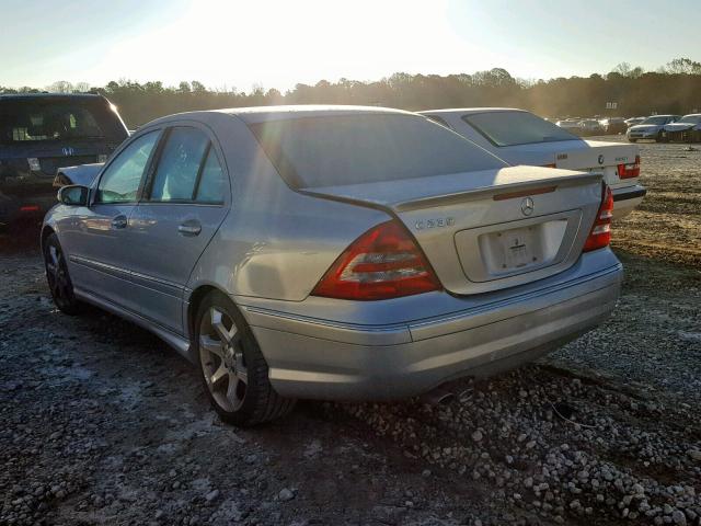 WDBRF52H17A932443 - 2007 MERCEDES-BENZ C 230 SILVER photo 3