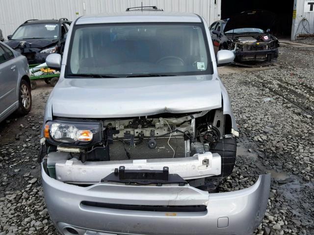 JN8AZ2KR5DT304032 - 2013 NISSAN CUBE S GRAY photo 9