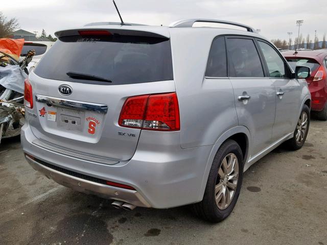 5XYKW4A25DG392844 - 2013 KIA SORENTO SX SILVER photo 4