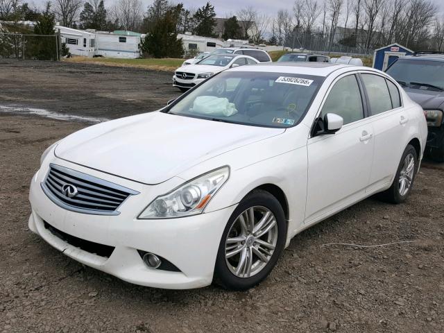 JN1CV6AR3BM412099 - 2011 INFINITI G37 WHITE photo 2