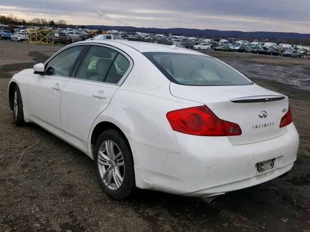 JN1CV6AR3BM412099 - 2011 INFINITI G37 WHITE photo 3