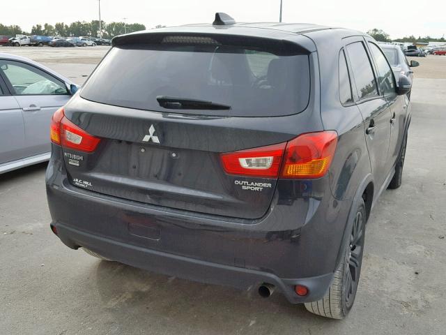 JA4AP3AU3HZ044806 - 2017 MITSUBISHI OUTLANDER BLACK photo 4