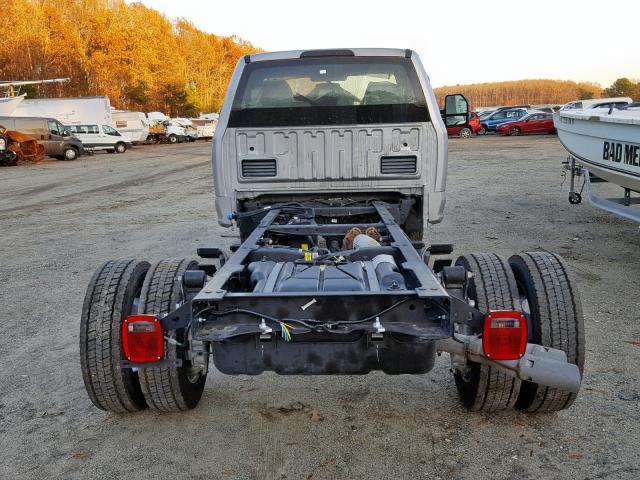 1FDUF5HT6JDA01557 - 2018 FORD F550 SUPER SILVER photo 6