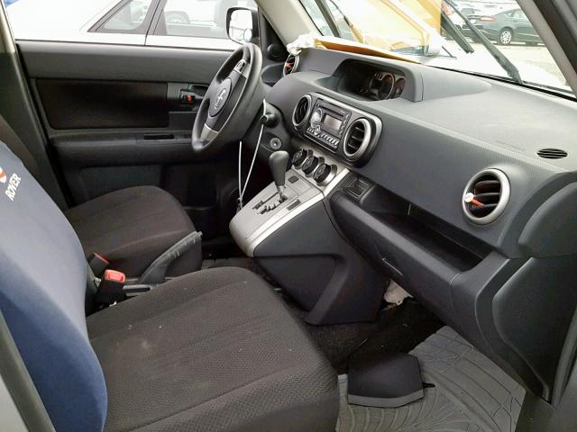 JTLZE4FE0A1107519 - 2010 TOYOTA SCION XB Күміс фото 5