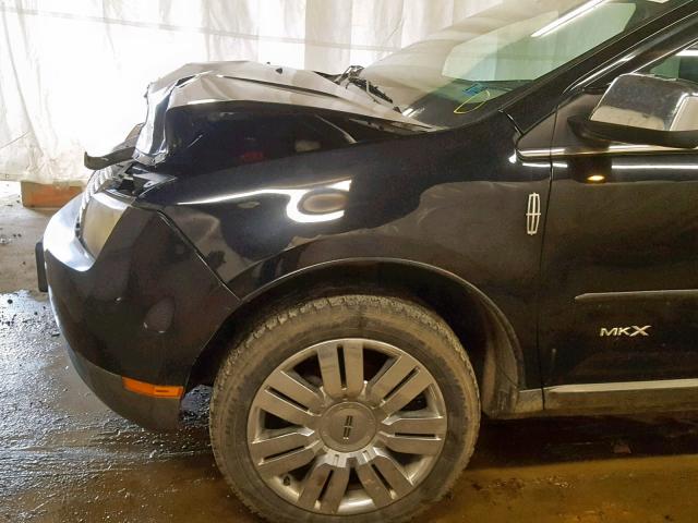 2LMDU88C98BJ13314 - 2008 LINCOLN MKX BLACK photo 9