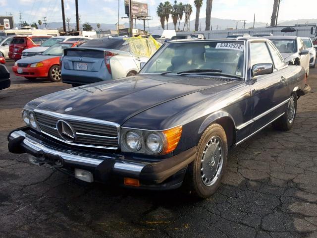 WDBBA48D1HA061530 - 1987 MERCEDES-BENZ 560 SL BLUE photo 2