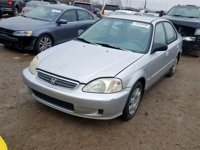 2HGEJ6614YH570307 - 2000 HONDA CIVIC BASE SILVER photo 2