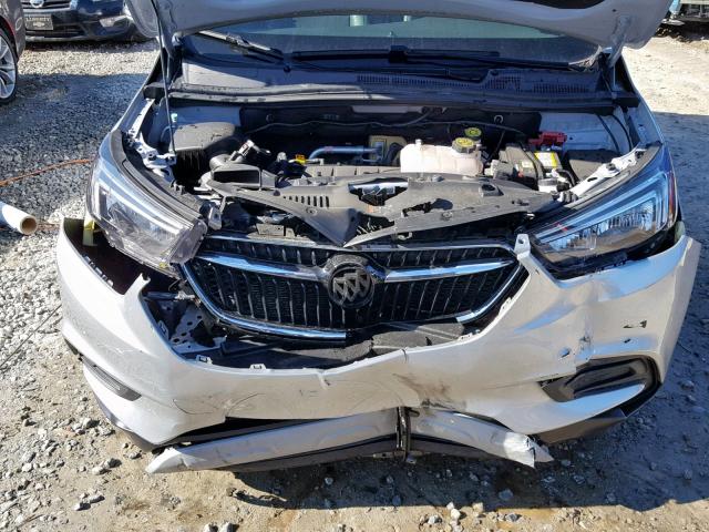 KL4CJASB8HB157011 - 2017 BUICK ENCORE PRE SILVER photo 7