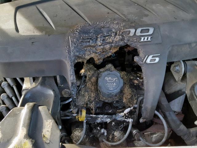 2G2WS522241127895 - 2004 PONTIAC GRAND PRIX WHITE photo 9