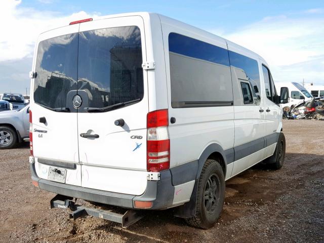 WD8PE745175204189 - 2007 DODGE SPRINTER 2 WHITE photo 4