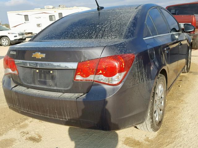 1G1PC5SH7B7113176 - 2011 CHEVROLET CRUZE LS GRAY photo 4