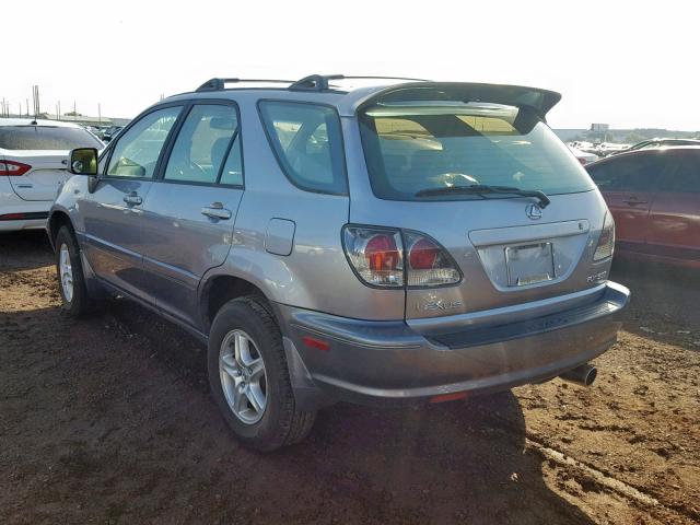 JTJGF10U420124066 - 2002 LEXUS RX 300 SILVER photo 3