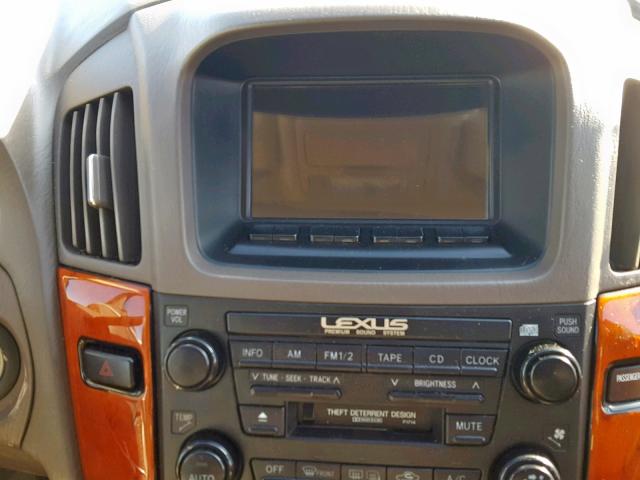 JTJGF10U420124066 - 2002 LEXUS RX 300 SILVER photo 9