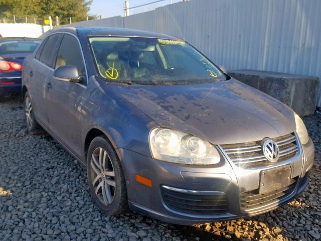 3VWDG71KX6M660006 - 2006 VOLKSWAGEN JETTA 2.5 GRAY photo 1