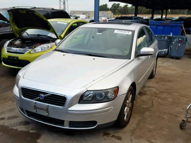 YV1MS390372282143 - 2007 VOLVO S40 2.4I SILVER photo 2