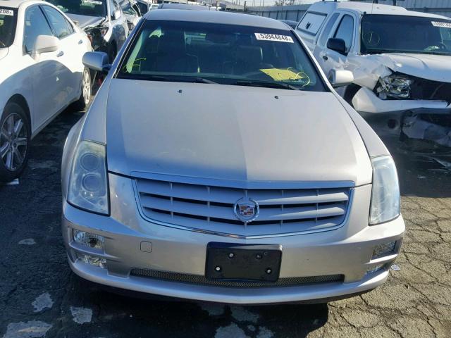 1G6DW677670128343 - 2007 CADILLAC STS SILVER photo 10