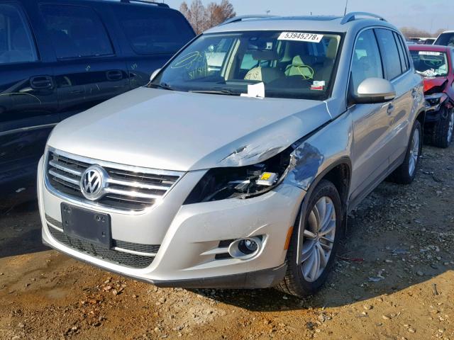 WVGBV75N19W530071 - 2009 VOLKSWAGEN TIGUAN SE SILVER photo 9