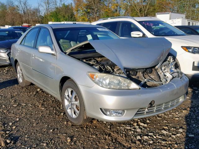 4T1BE30K75U037250 - 2005 TOYOTA CAMRY LE SILVER photo 1