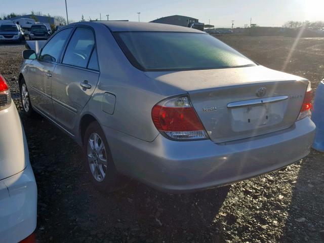 4T1BE30K75U037250 - 2005 TOYOTA CAMRY LE SILVER photo 3