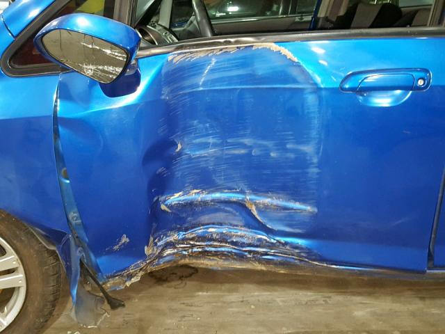 JHMGD38608S043670 - 2008 HONDA FIT BLUE photo 9