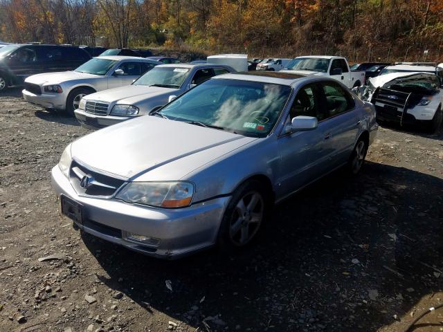 19UUA56882A009181 - 2002 ACURA 3.2TL TYPE SILVER photo 2