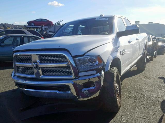 3C6UR5KL6DG552400 - 2013 RAM 2500 LARAM WHITE photo 2