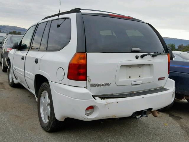 1GKDT13S522188585 - 2002 GMC ENVOY WHITE photo 3